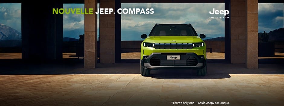 Nouvelle Jeep Compass vert anis en showroom